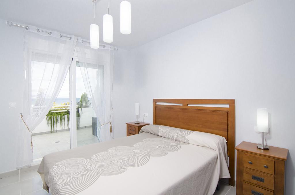 Novabeach By Mar Holidays Puerto Marino Habitación foto